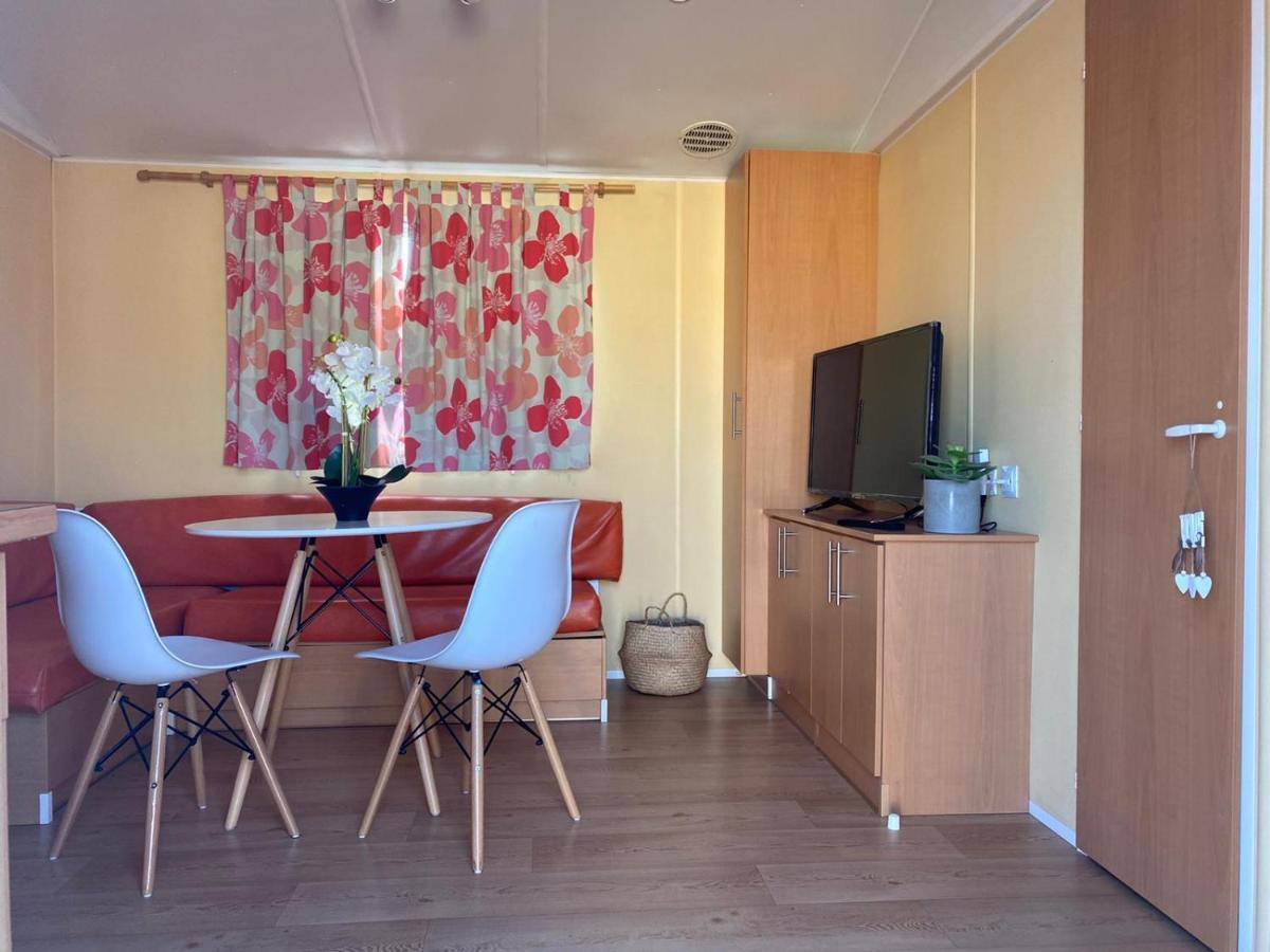 Alojamientos Con Piscina Privada Y Cerca Del Mar, Mire Las Fotos Y Elija El Suyo, Le Esperamos Чиклана-де-ла-Фронтера Екстер'єр фото
